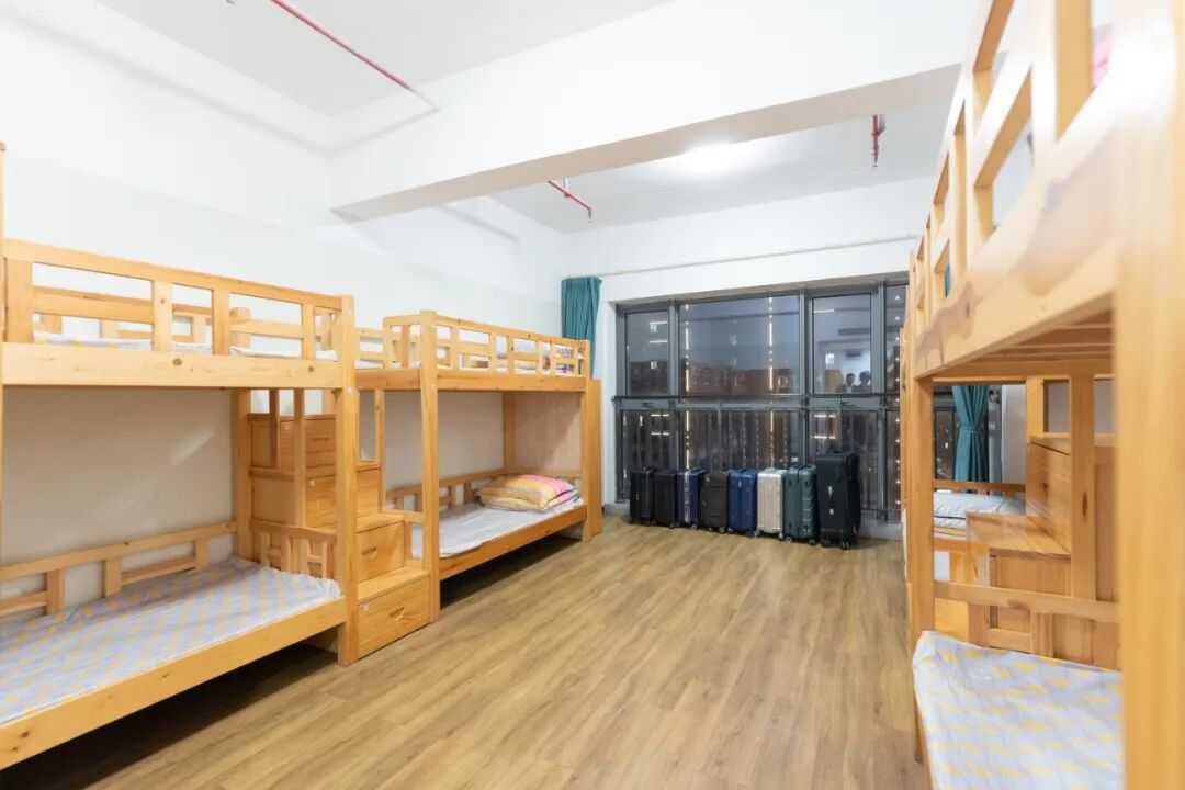 新草桥中学（新区）.jpg
